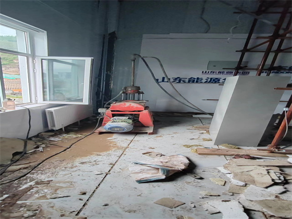 和政地基基础下沉墙体裂缝加固注浆顶升施工